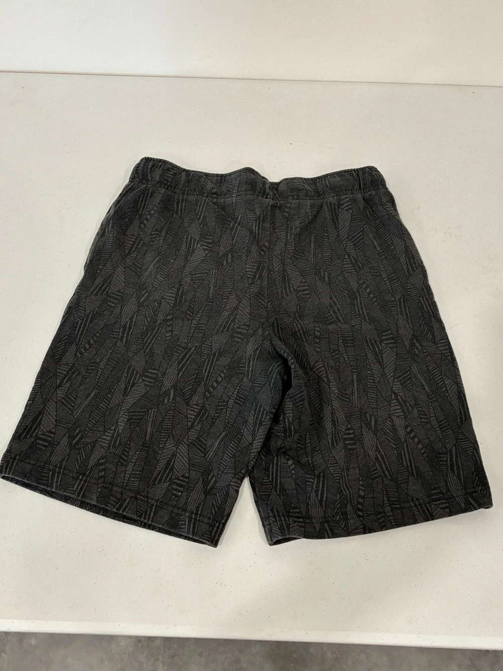 Cat & Jack Boys French Terry Knit Shorts Size Large (12/14) Black Geometric